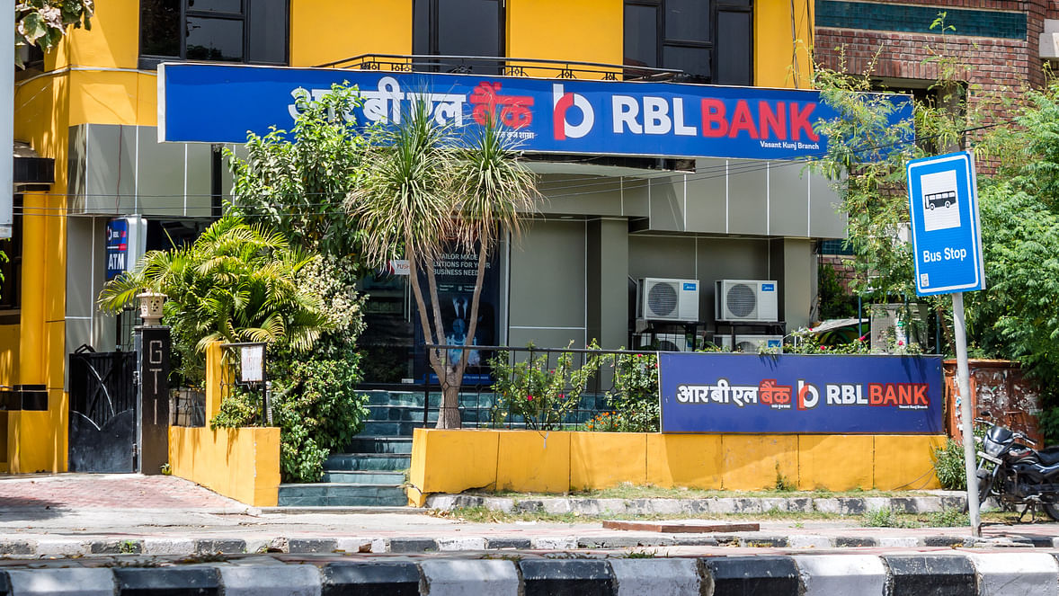 <div class="paragraphs"><p>A branch of the RBL Bank. </p></div>