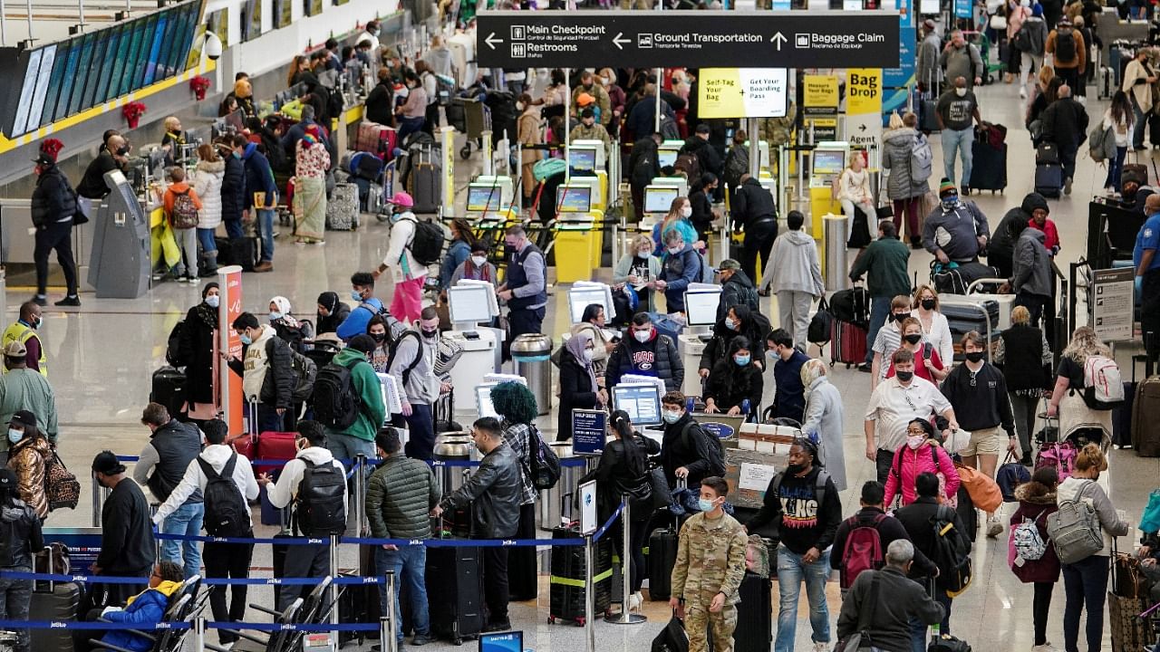 A file photo of passengers at the Hartsfield-Jackson Atlanta International Airport. Credit: Reuters Photo