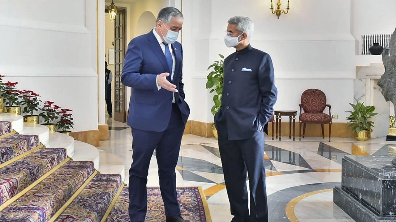External Affairs Minister S Jaishankar with Foreign Minister M Sirojiddin Muhriddin of Tajikistan in December 2021. Credit: PTI Photo