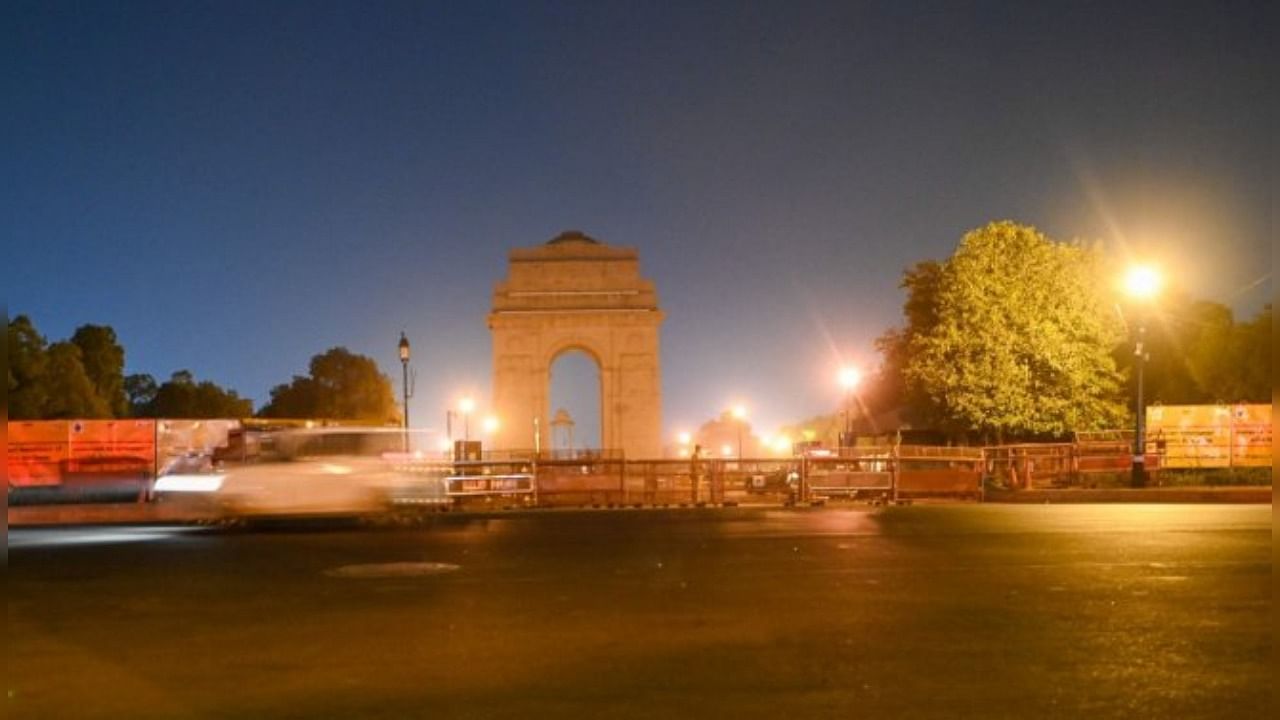 Delhi night curfew. Credit: AFP Photo