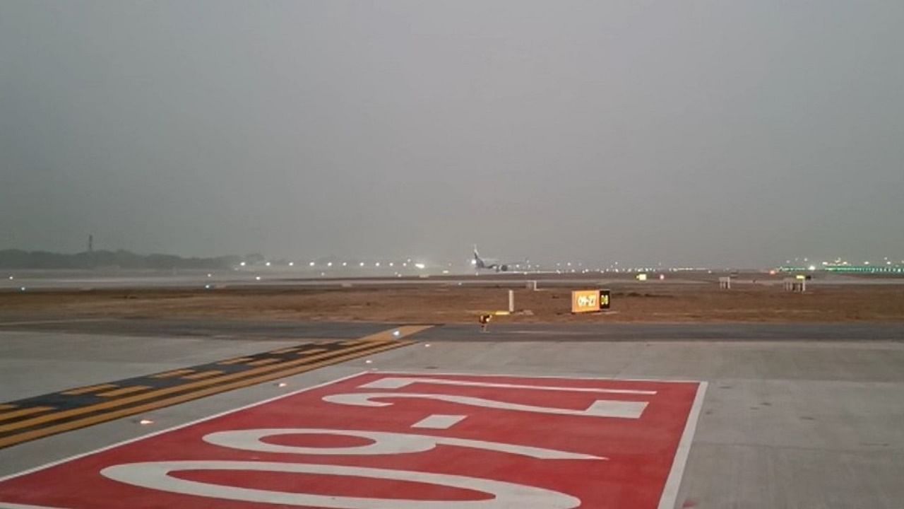 A view of the IGI Airport's runway 09/27. Credit: Twitter/@PBNS_India