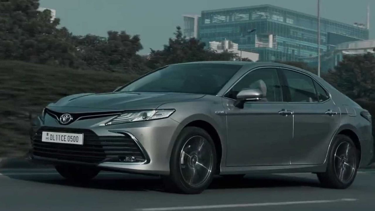 Toyota's all-new Camry Hybrid. Credit: Twitter screengrab/@Toyota_India
