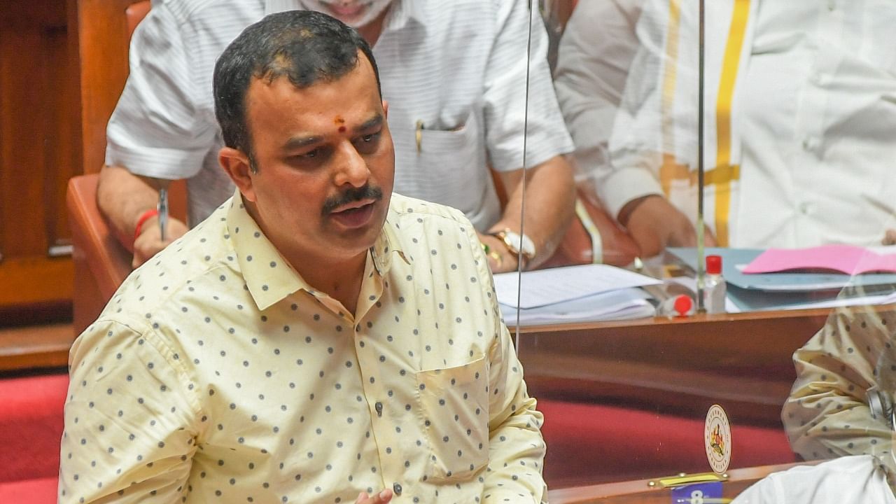  Karnataka Minister for Energy, Kannada and Culture V Sunil Kumar. Credit: DH File Photo