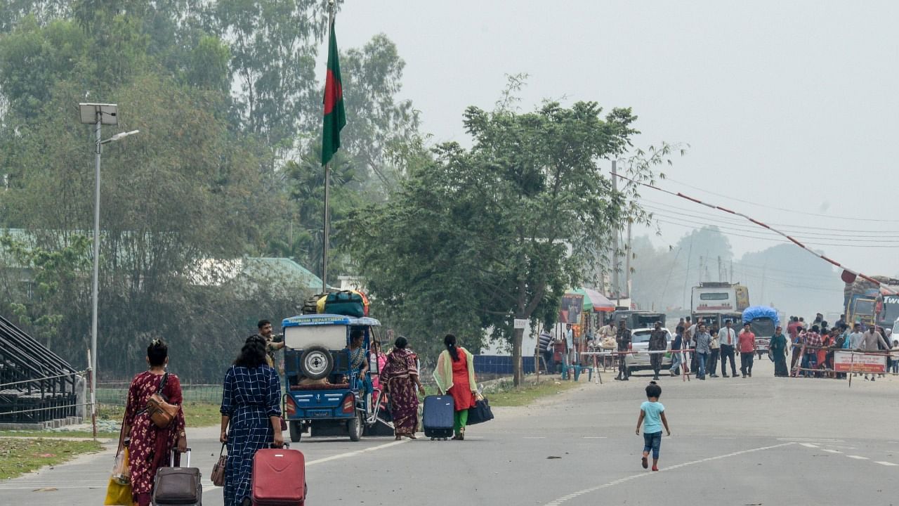 A view of the India Bangladesh border near Siliguri in West Bengal. Credit: AFP Photo
