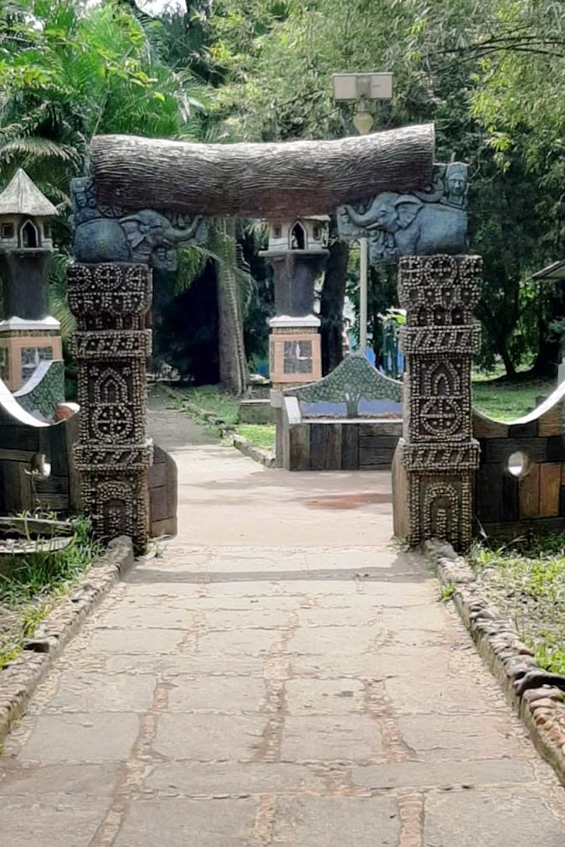 Archway at Nisargadhama. PHOTOS BY AUTHOR