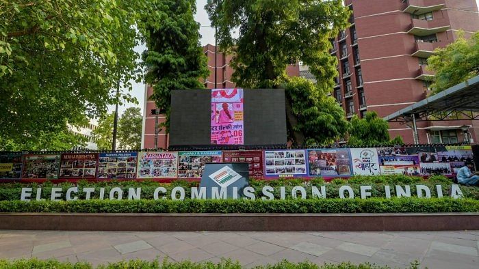 The Commission may also decide on whether fresh relaxations can be extended to political parties and candidates in holding physical campaigning events. Credit: PTI File Photo