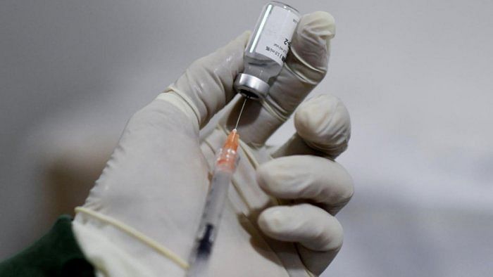 Till January 28, more than one crore people were administered the third dose of the Covid-19 vaccine out of which more than 90 lakh doses were of Covishield. Credit: Reuters File Photo