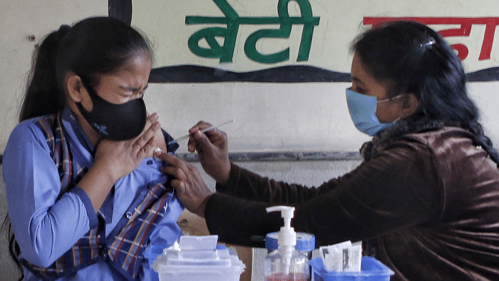 According to the CoWIN portal, a total of 5,20,77,039 adolescents of this age bracket have received the first dose of Covid vaccine so far. Credit: IANS Photo