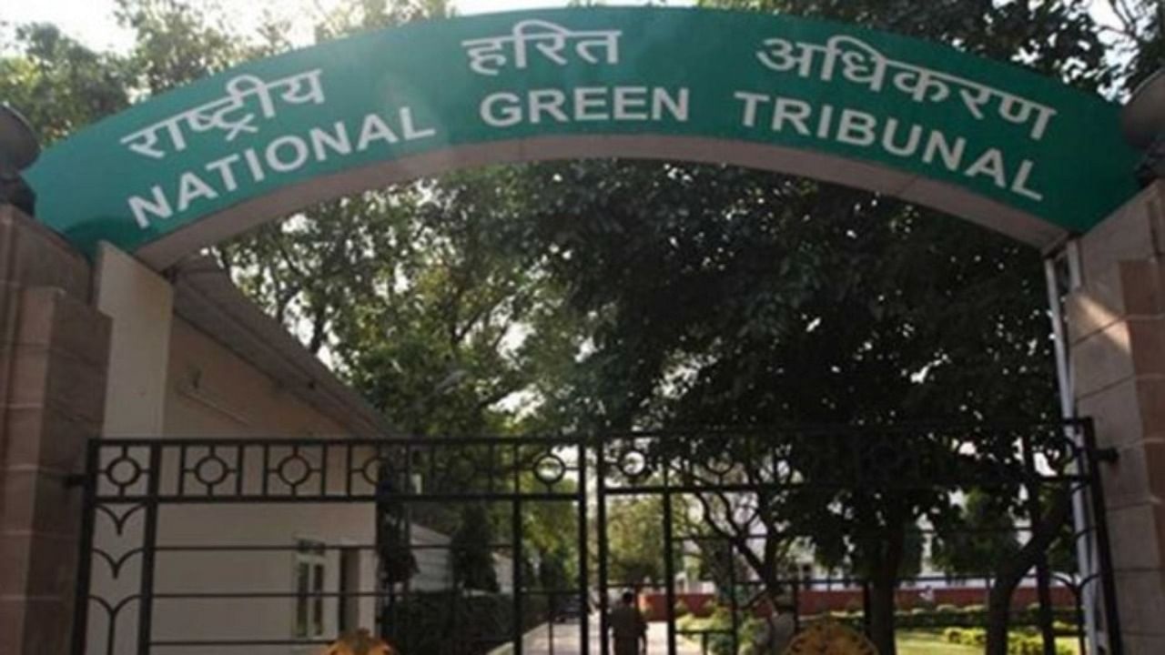 The observations came while hearing a plea complaining inaction of statutory authorities in the protection of Laxmi Tal and the nearby area declared as 'green belt/green park' in Master Plan 2021 of Jhansi in Uttar Pradesh. Credit: DH File Photo