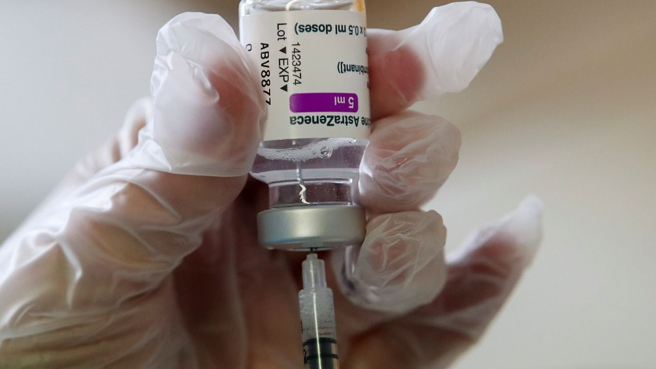 A medical worker prepares a dose of AstraZeneca Covid-19 vaccine. Credit: Reuters File Photo