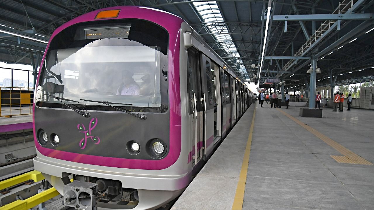 Additional trains were run from Vijayanagar and Nadaprabhu Kempegowda Station to clear the crowds. Credit: DH File Photo