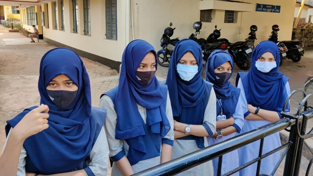 The issue over hijab erupted after college students wearing hijab were not allowed to attend classes in Karnataka's Udupi district. Credit: DH Photo