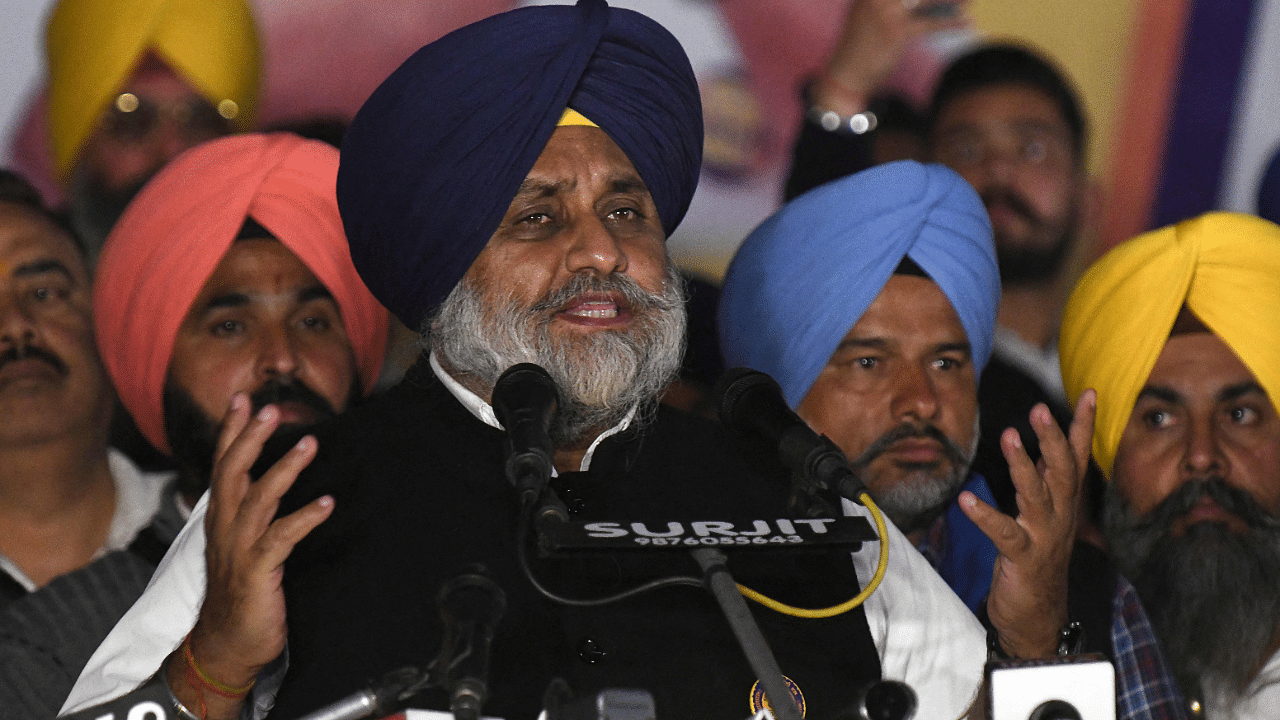 Shiromani Akali Dal (SAD) party president Sukhbir Singh Badal (C) addresses a campaign rally for the upcoming Punjab state assembly elections. Credit: AFP Photo