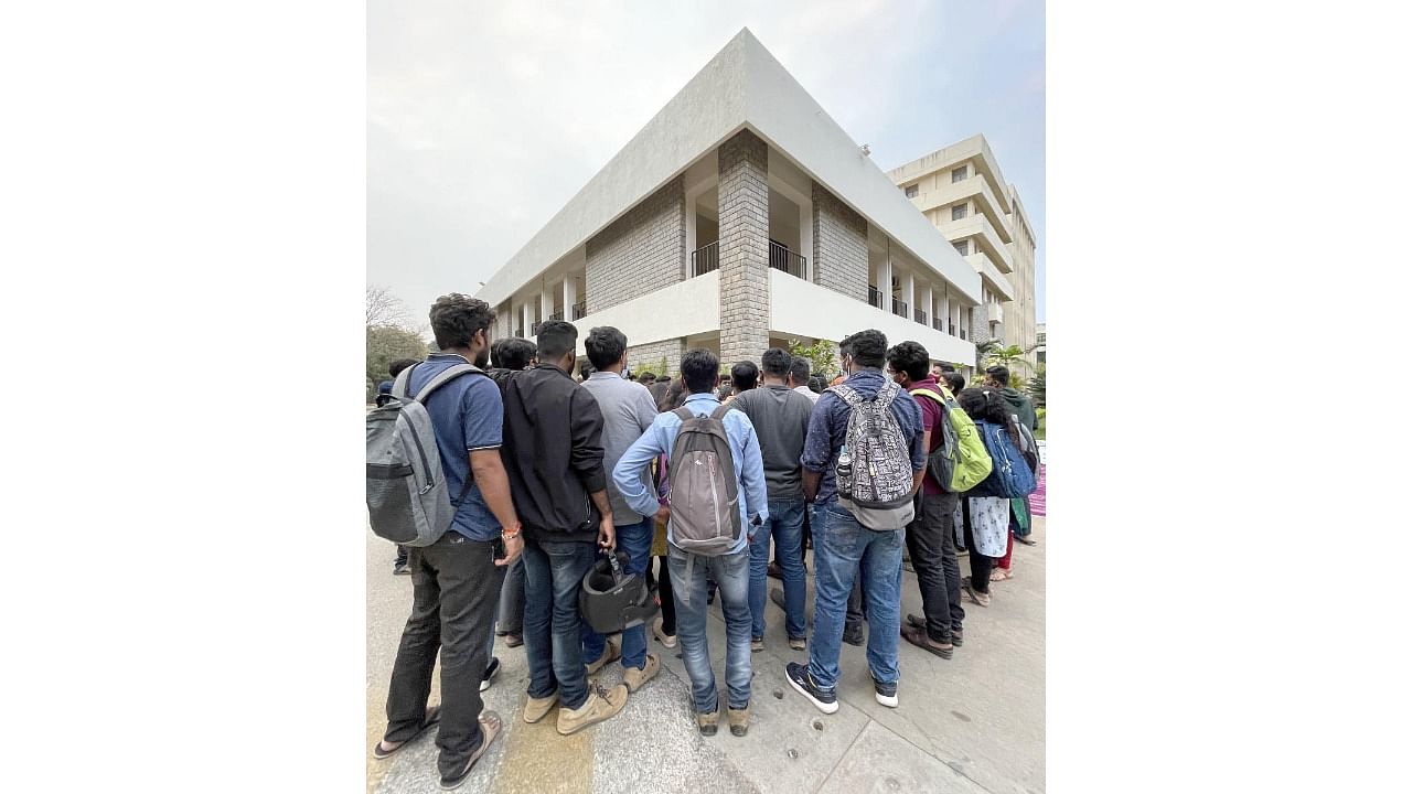 Students enrolled in the three-year evening course at BMC Evening College of Engineering on Wednesday. Credit: DH Photo/Pushkar V