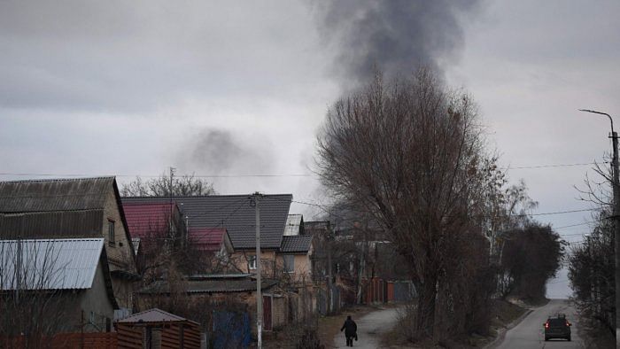 Russian and Ukrainian forces are battling for control of an airbase on the northern outskirts of Kyiv. Credit: AFP Photo