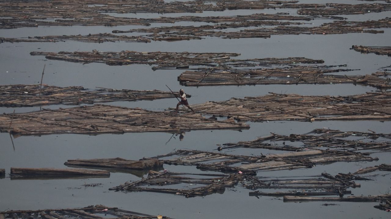 Climate change leads to severe flooding in Lagos of Africa. Credit: Reuters Photo