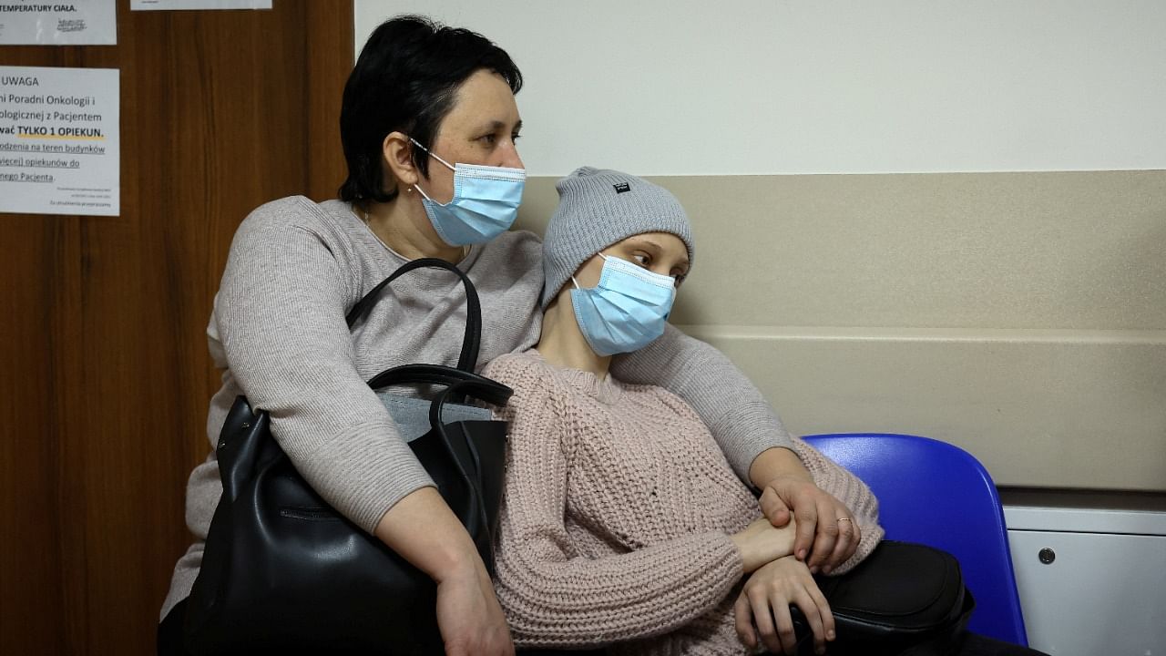 Ukrainian Alinka and her mother Katya. Credit: Reuters Photo