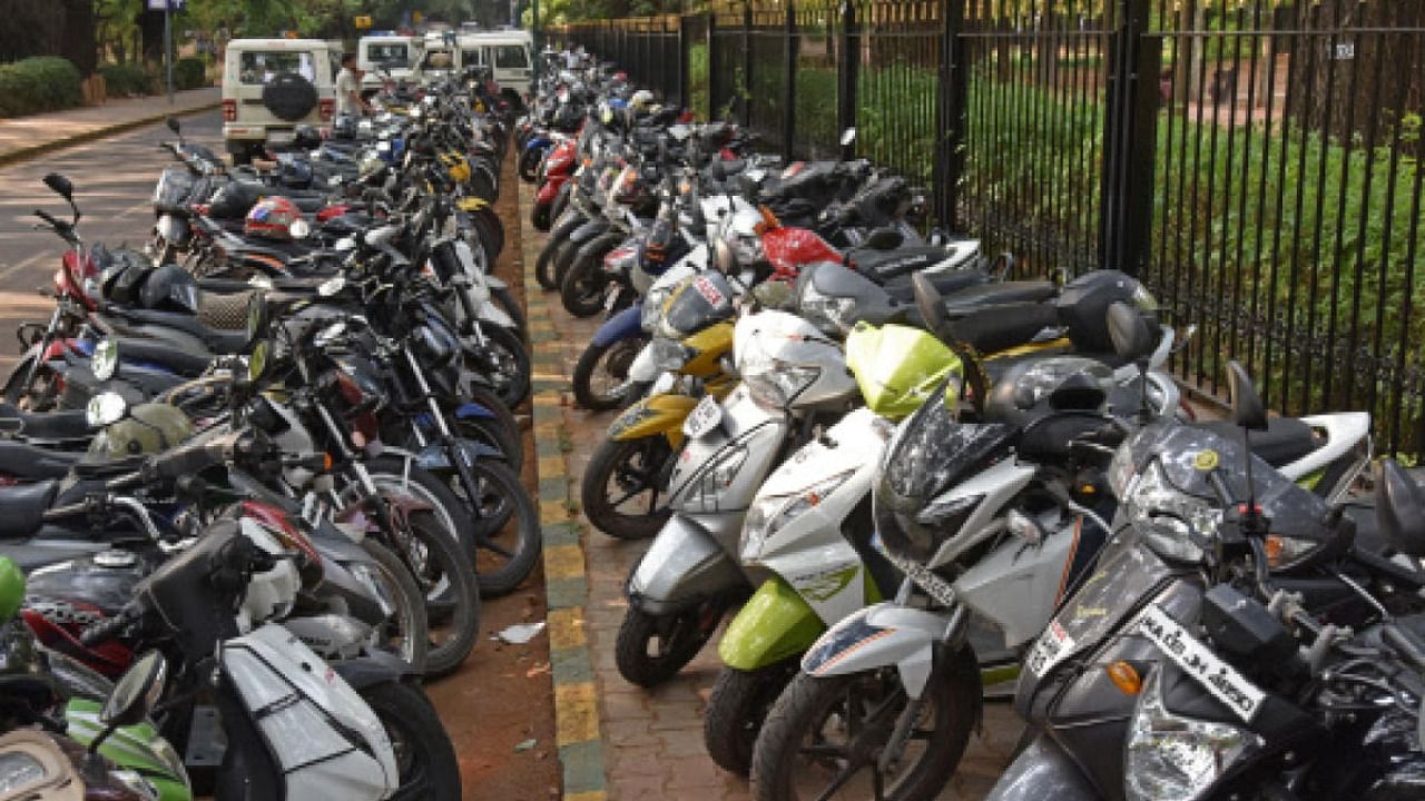 <div class="paragraphs"><p>Two-wheelers parked at Cubbon Park during cricket matches at the Chinnaswamy Stadium. </p></div>