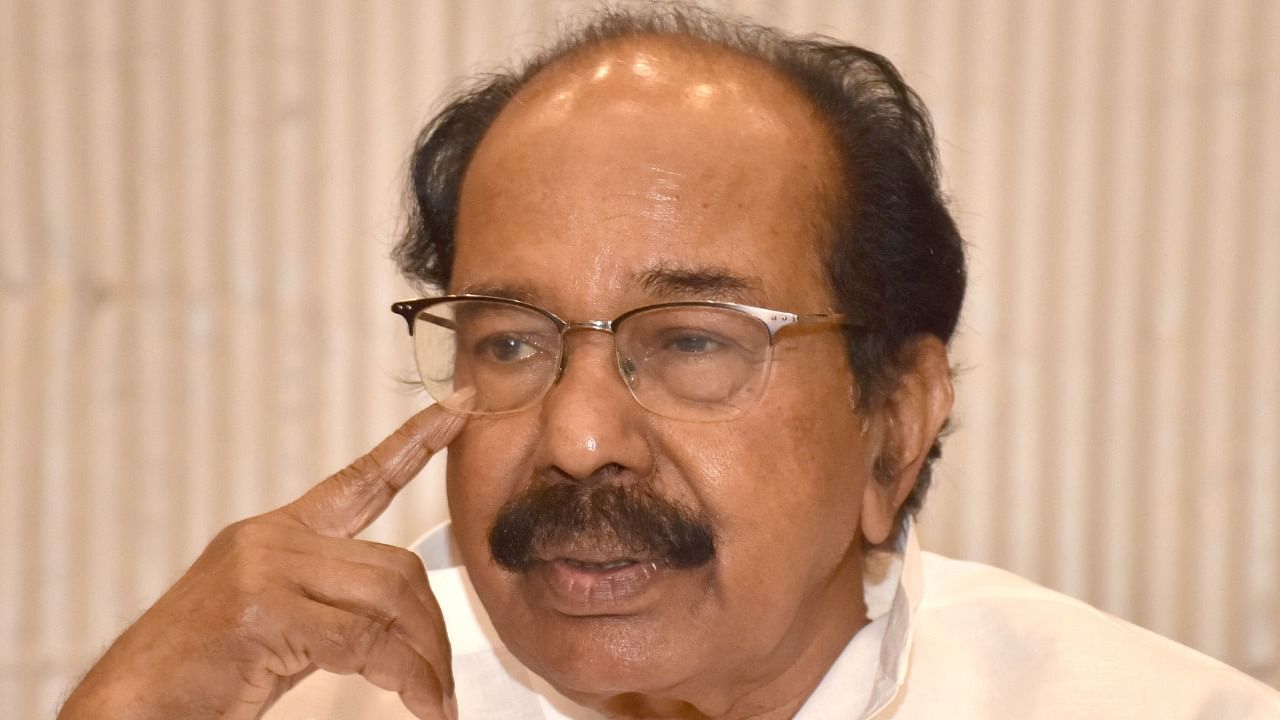 Veerappa Moily. Credit: DH File Photo