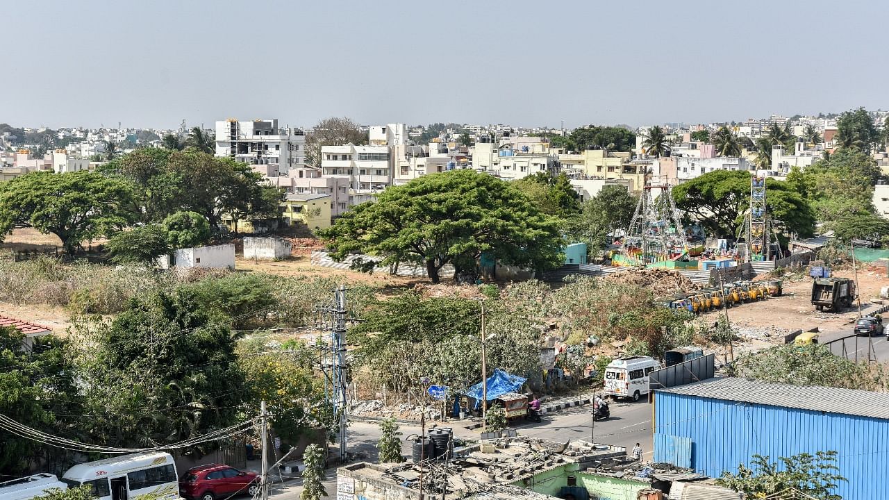 Chikka Kallasandra Lake has been reduced to a wasteland. Credit: DH File Photo