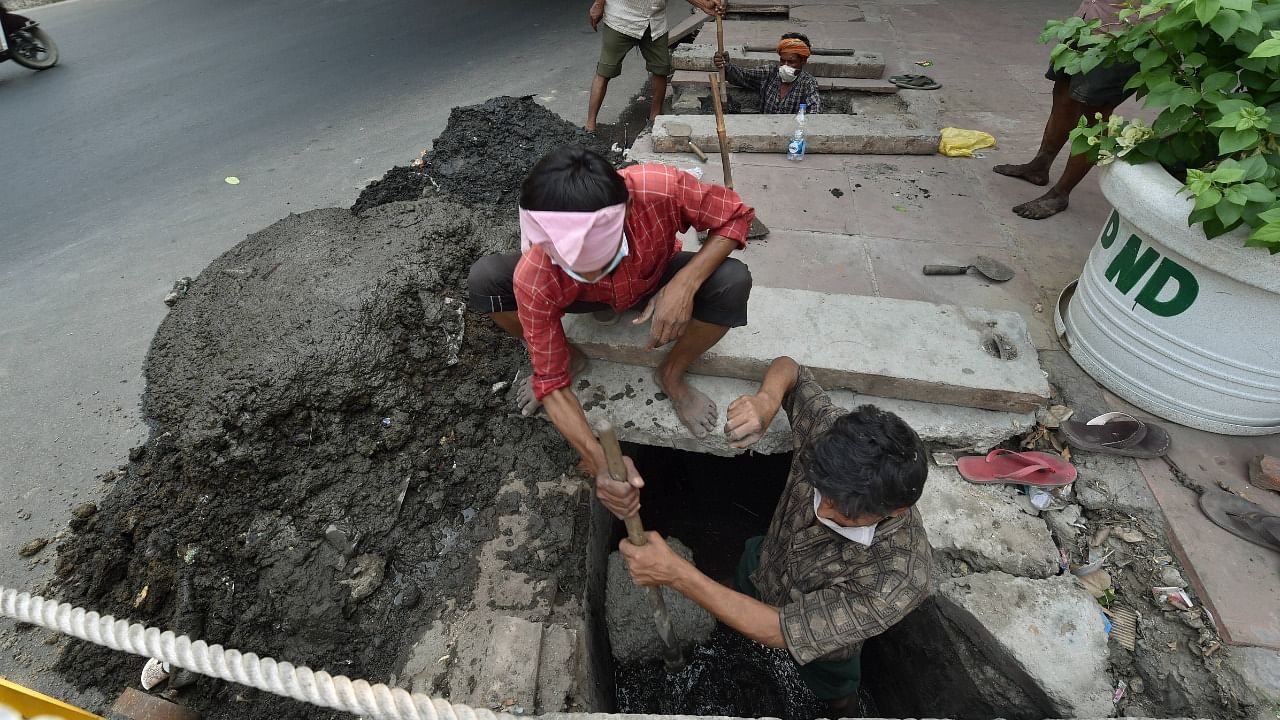 325 people have lost their lives in accidents while undertaking hazardous cleaning of sewer and septic tanks in the last five years. Credit: PTI Photo
