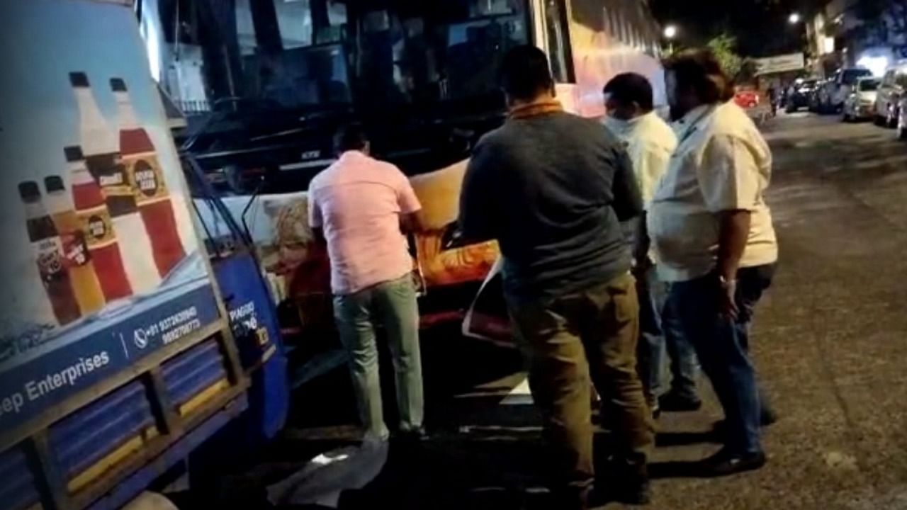 According to MNS-Vahatuk Sena President Sanjay Naik, buses from outside the state were hired for the purpose of IPL matches. Credit: IANS Photo