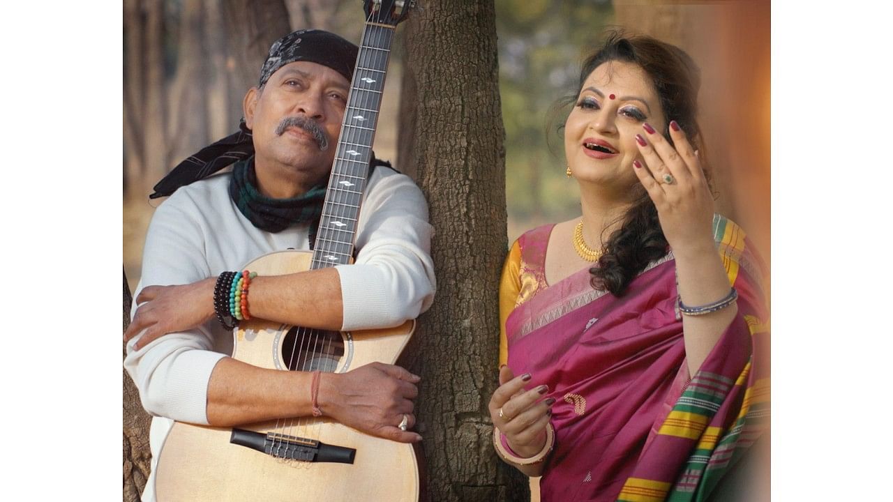 Musician & Composer Satish Sharma (L) and Singer Meeta Pandit (R). Credit: Satish Sharma
