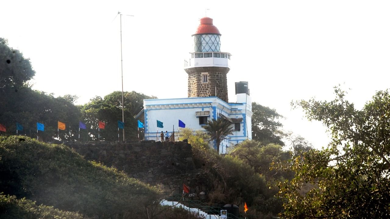 The island will have facilities for trekking, sit-outs, viewing galleries, interesting pergolas and resting benches, outdoor restaurants, performances, overnight camping, and so on. Credit: DH Photo/Mrityunjay Bose