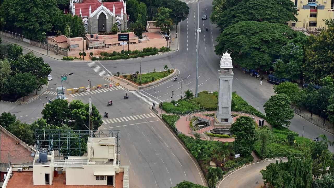Hudson Circle, located in central Bengaluru, was beautified only two years ago. And it also has the necessary infrastructure to build a water foundation. Credit: DH File Photo