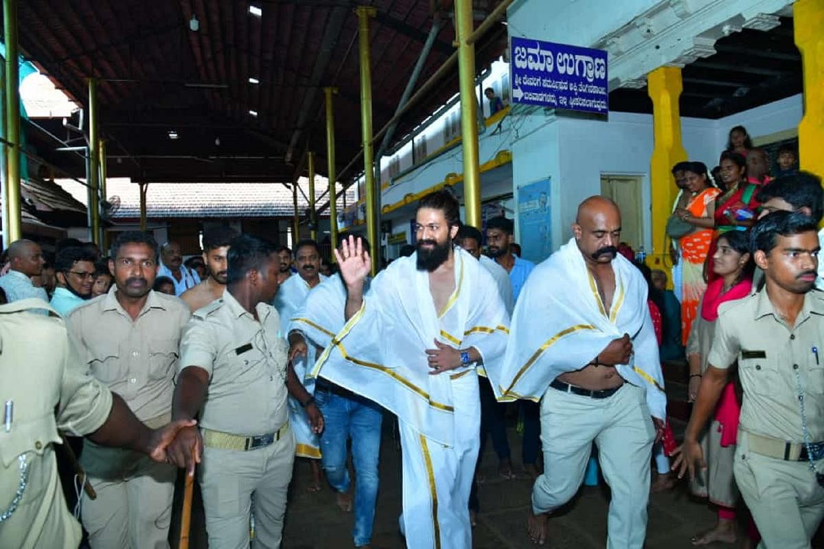 Actor Yash greets devotees at Kukke Subrahmanya Temple. 