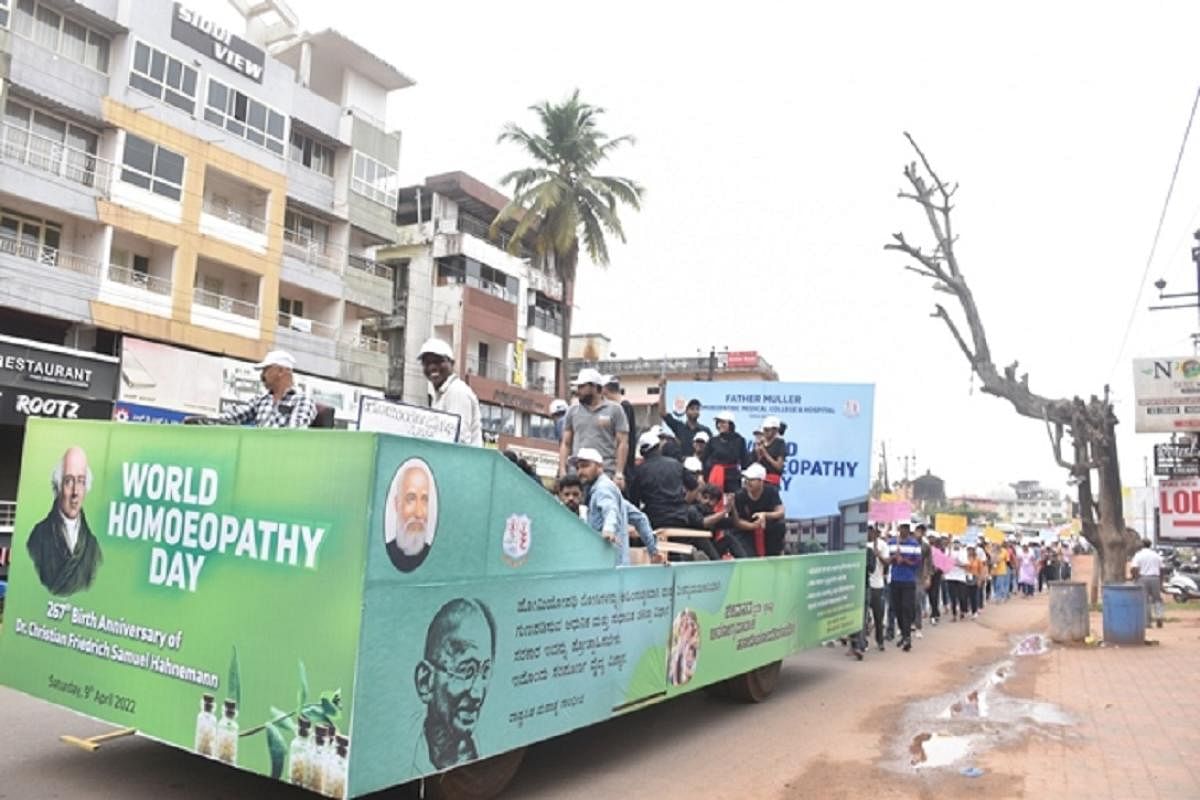 A walkathon was held from Deralakatte to Kuthar to mark World Homoeopathy Day.