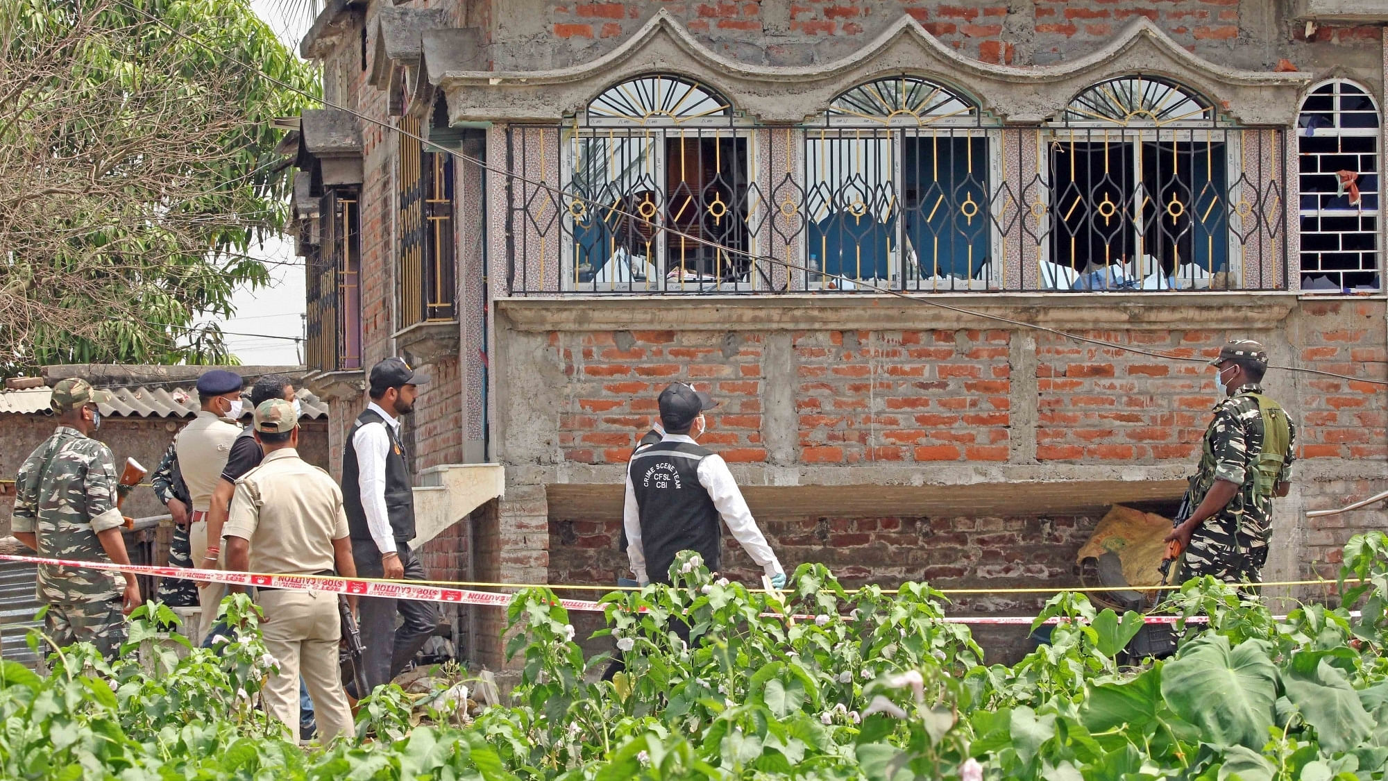 CBI team led by DIG Akhilesh Singh along with CFSL team during their investigation of the Birbhum violence case. Credit: IANS Photo