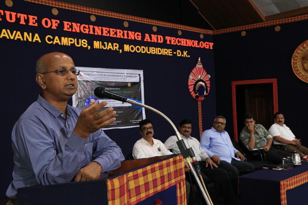 Scientist Prof P G Diwakar, ISRO Chair Professor at National Institute of Advanced Studies, Bengaluru, delivers a talk at Alva’s Institute of Engineering and Technology (AIET), Mijar. 