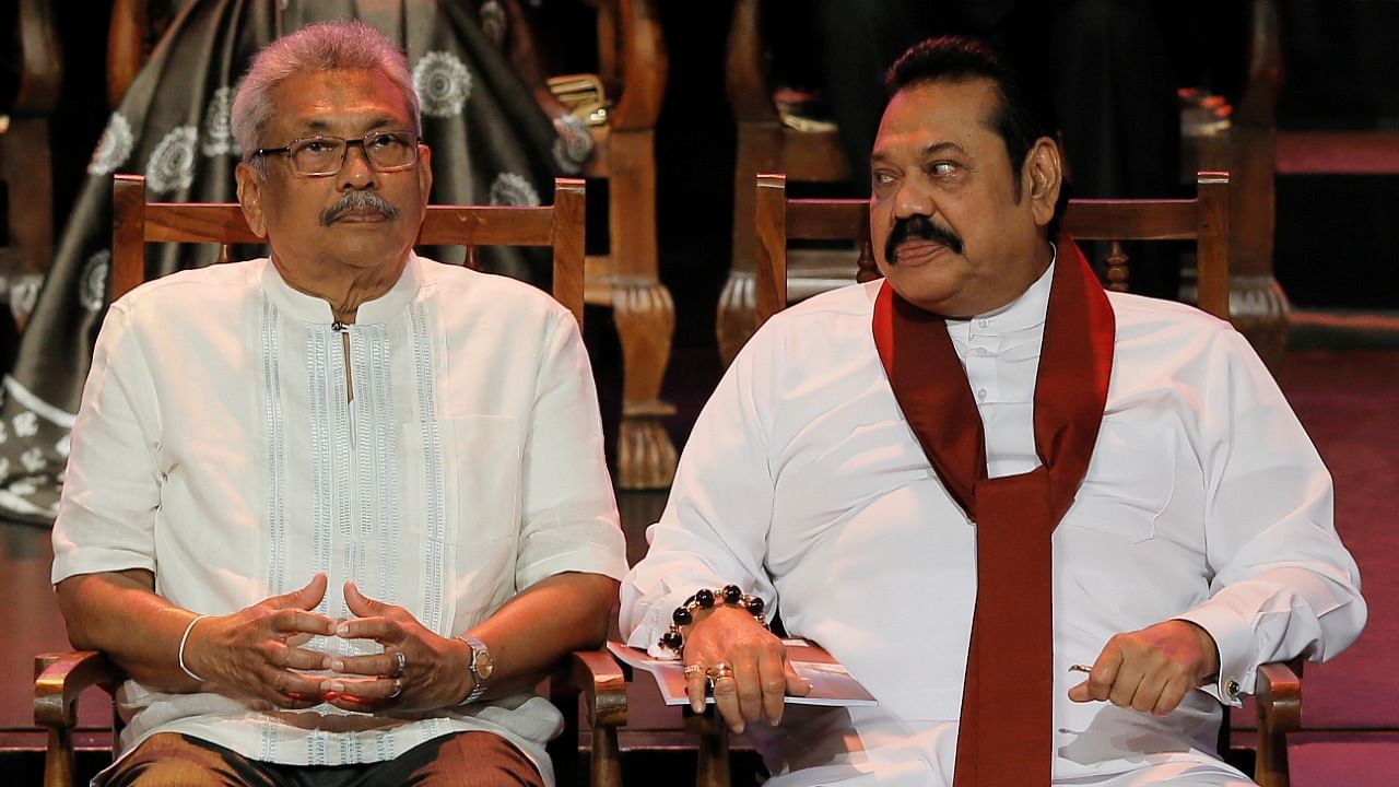 President Gotabaya Rajapaksa (L) with PM Mahinda Rajapaksa. Credit: Reuters File Photo
