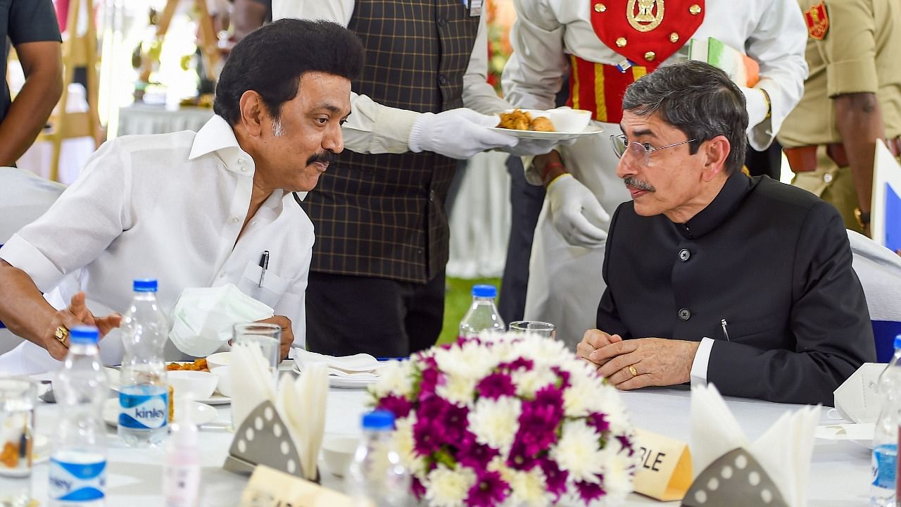 Tamil Nadu CM M K Stalin (L) with Govern R N Ravi. Credit: PTI File Photo