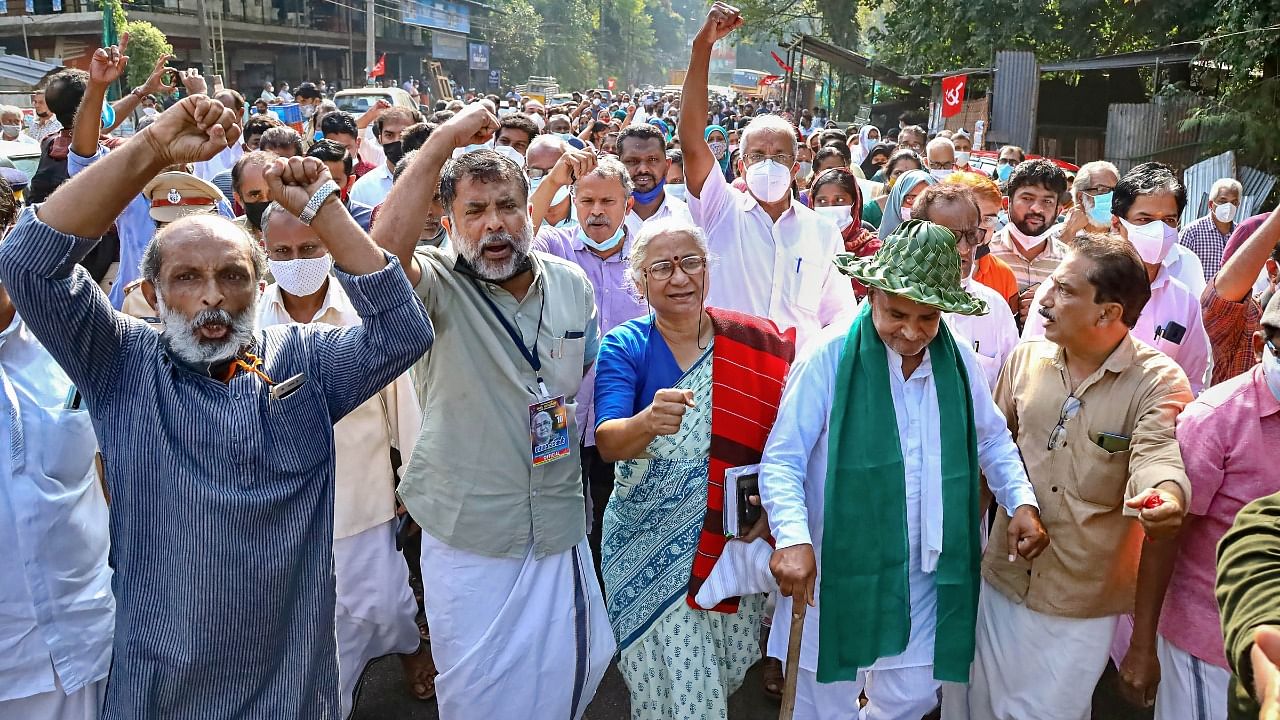 Social activist Medha Patkar joins a protest rally against SilverLine project, also known as K-Rail, in Kozhikode. Credit: PTI Photo