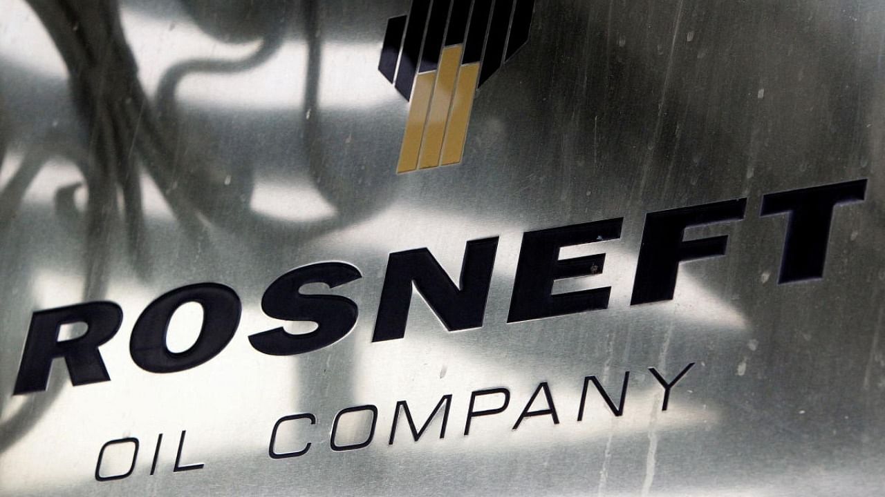 A logo of Russian state oil firm Rosneft is seen at its office in Moscow. Credit: Reuters photo