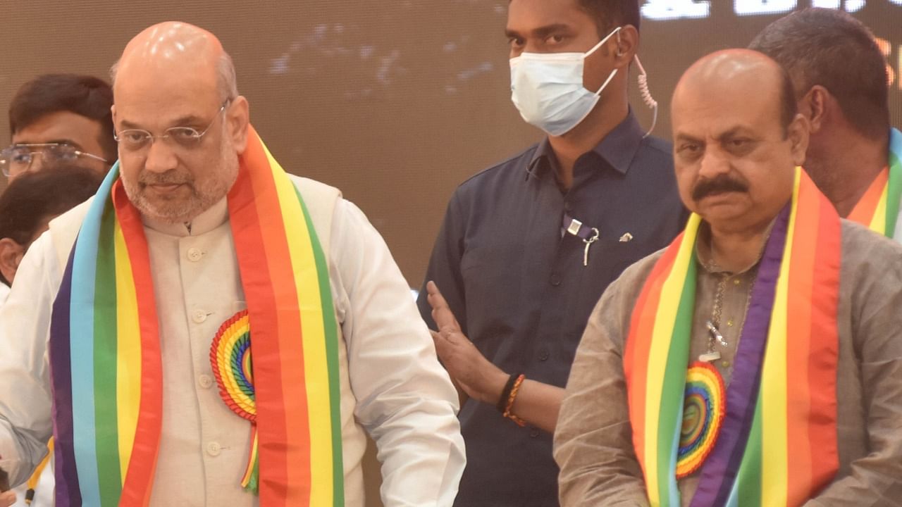 Union Home Minister Amit Shah with Karnataka CM Basavaraj Bommai. Credit: DH File Photo