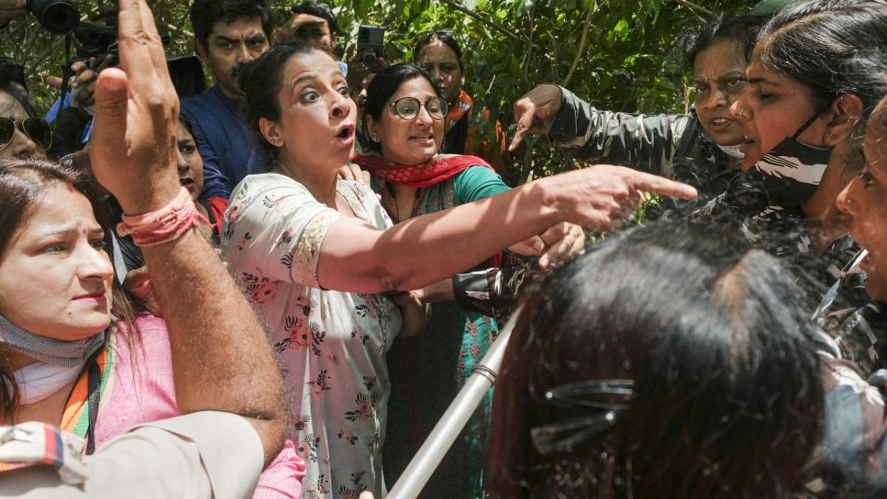 Delhi BJP members protest. Credit: PTI Photo