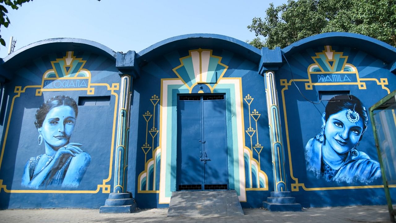 Murals of Sulochana and Pramila at Connaught Place. Credit: Embassy of Israel in India