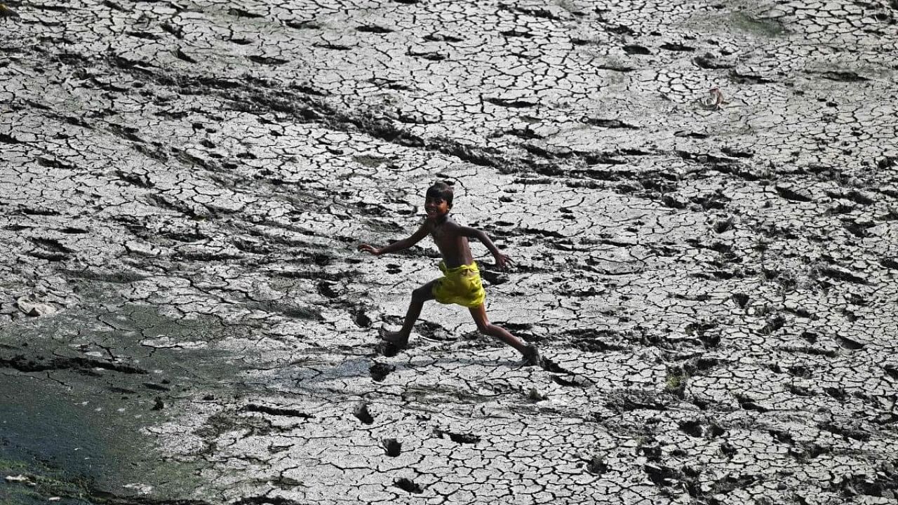 While a UV index reading of 12 is considered 'extreme', the districts of Dharwad, Kolar, Koppal and Raichur have reported a UV index of 13. Credit: AFP File Photo
