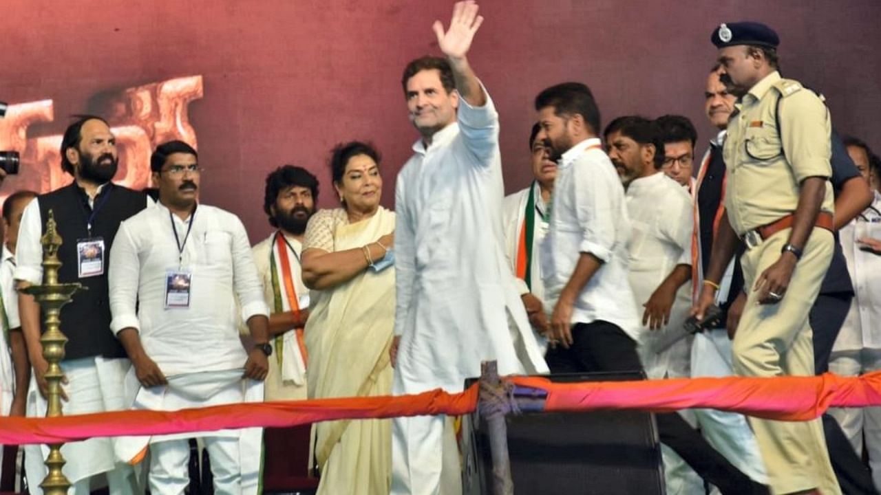 Congress leader Rahul Gandhi waves at his supporters during the public meeting ‘Rythu Sangharshana Sabha', in Warangal, Friday, May 6, 2022. Credit: PTI Photo