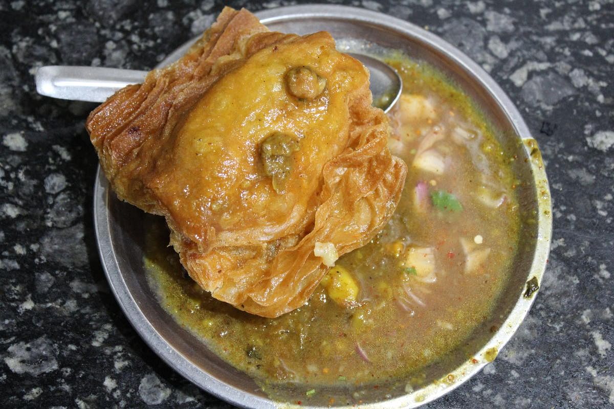 A satpura is often served with peas curry