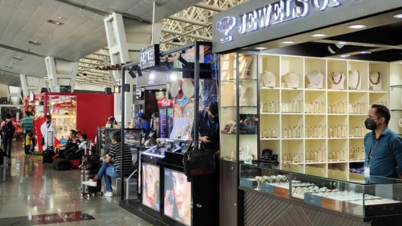 The retail and F&B outlets at the domestic security hold areas of Mangaluru International Airport that will be part of the 'Summer Carnival'. Credit: DH Photo