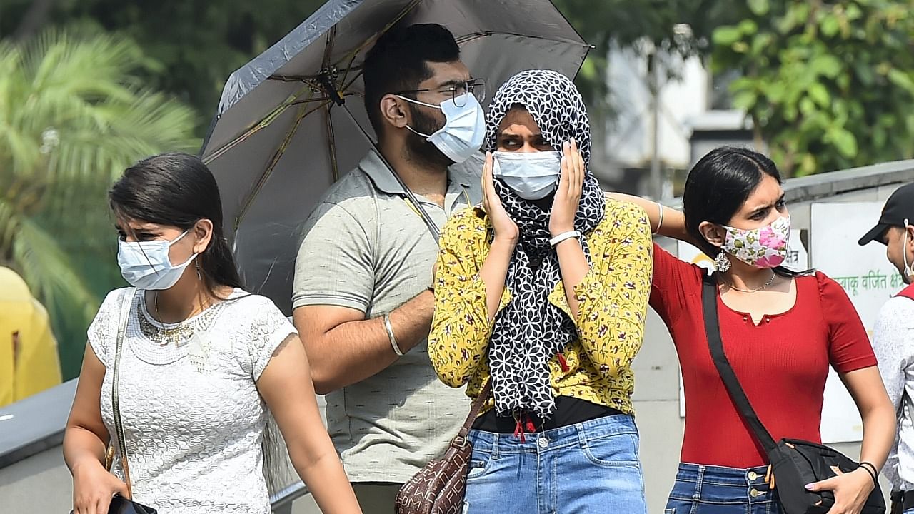 The IMD has issued a yellow alert, warning of a fresh heatwave spell in Delhi which may see temperatures soaring to 44 degrees Celsius by Wednesday. Credit: PTI File Photo