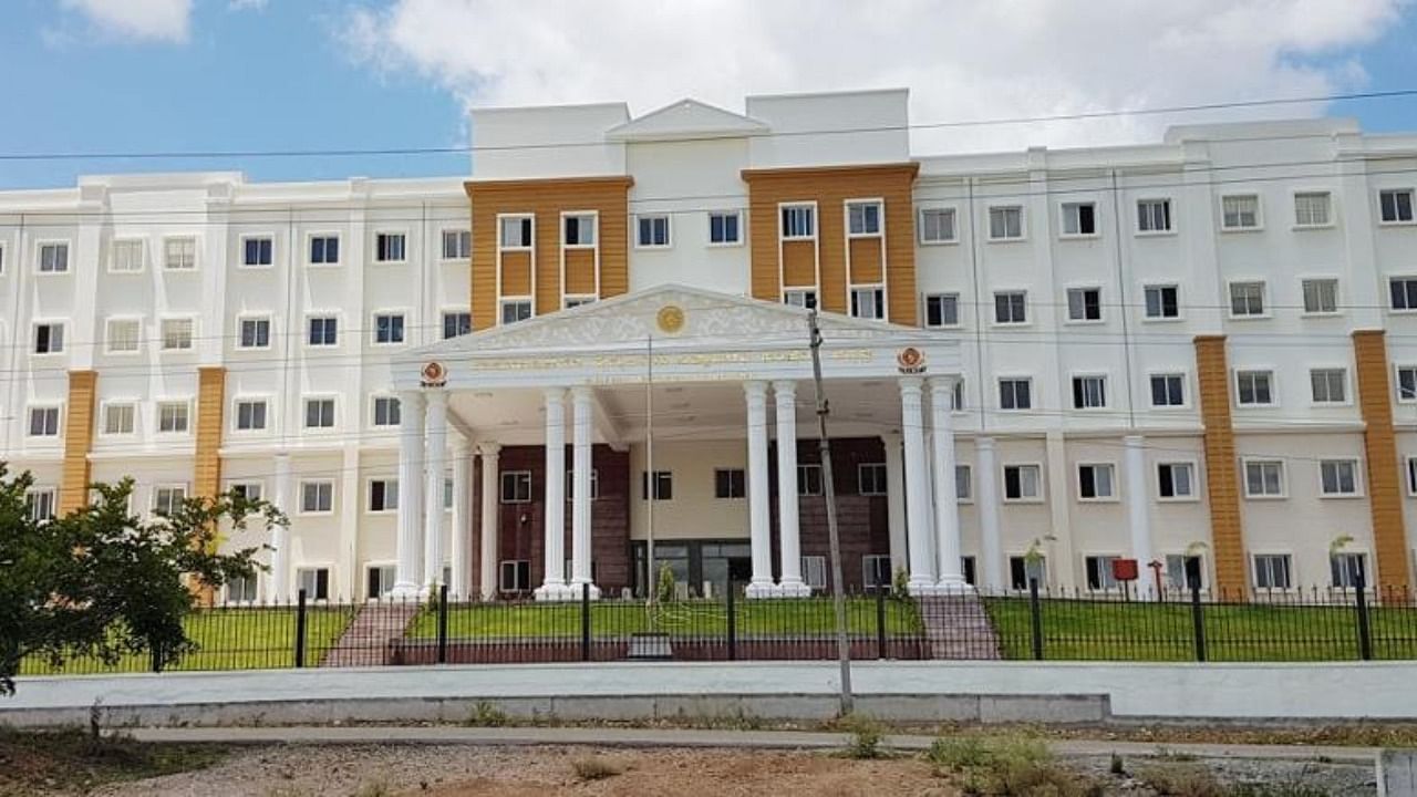 Chamarajanagar Institute of Medical Sciences and teaching hospital. Credit: DH File Photo