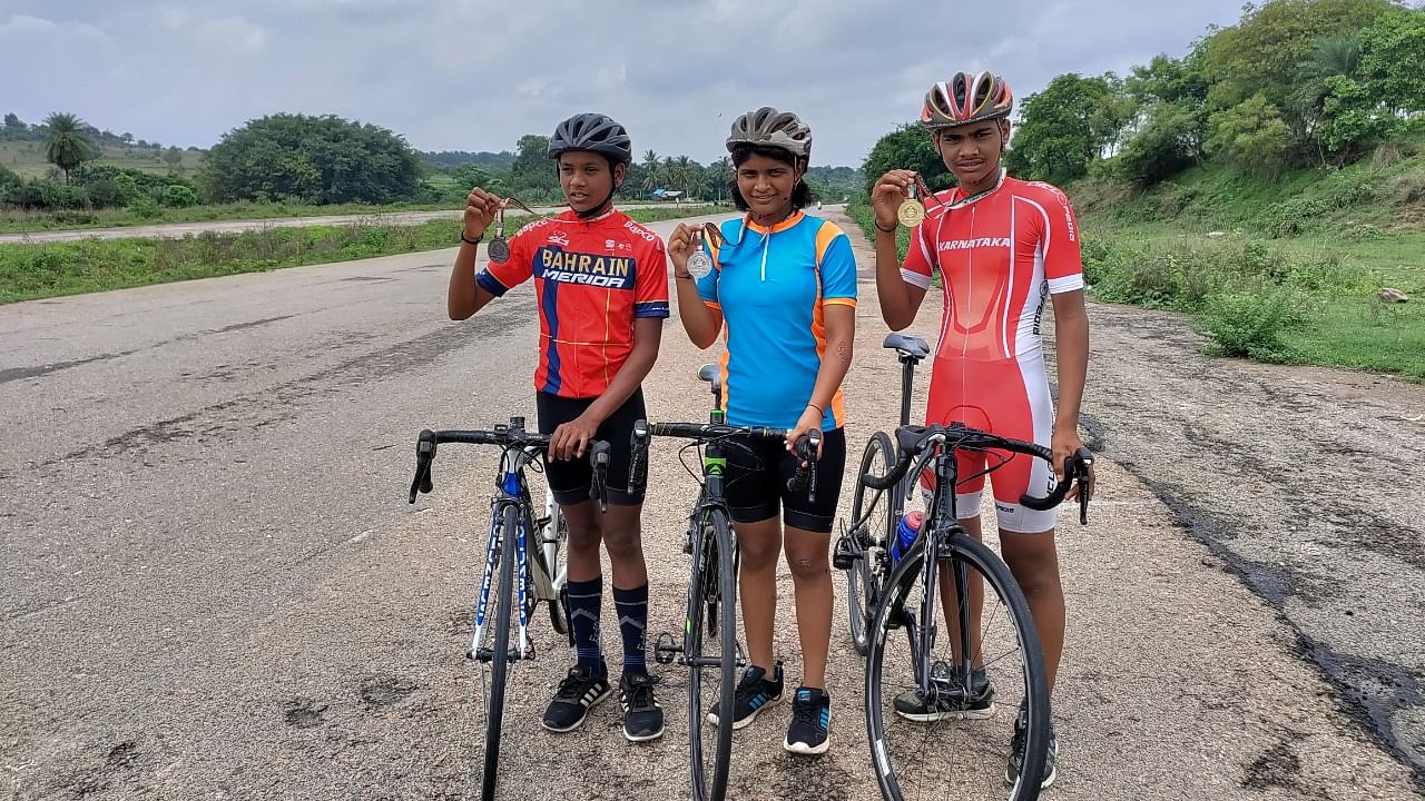 The three cyclists were part of team Bagalkot that finished on top with 17 points at the two-day event at the State Mini Olympics. Credit: Special Arrangement