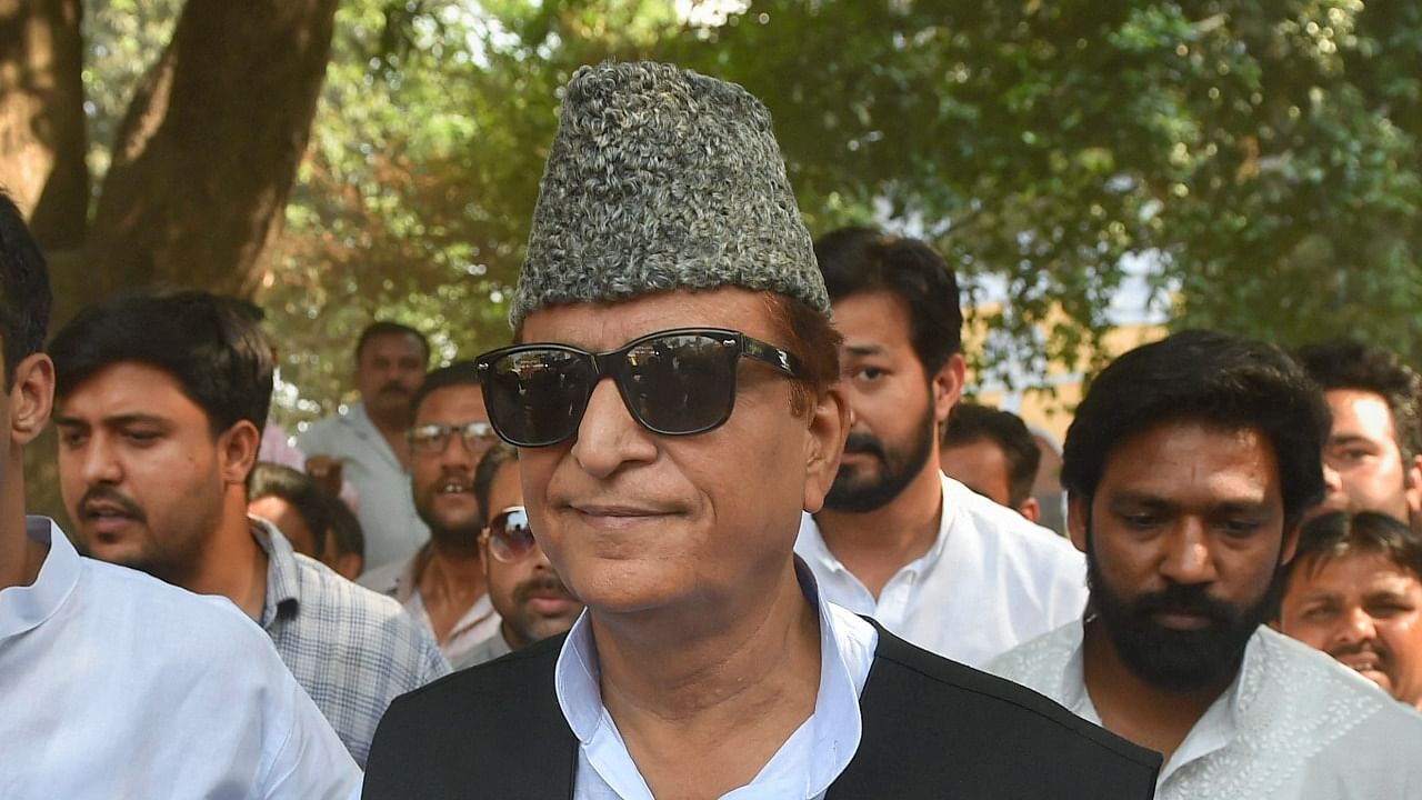 According to sources, Azam Khan and Shivpal have been discussing the political possibilities for themselves. Credit: PTI Photo