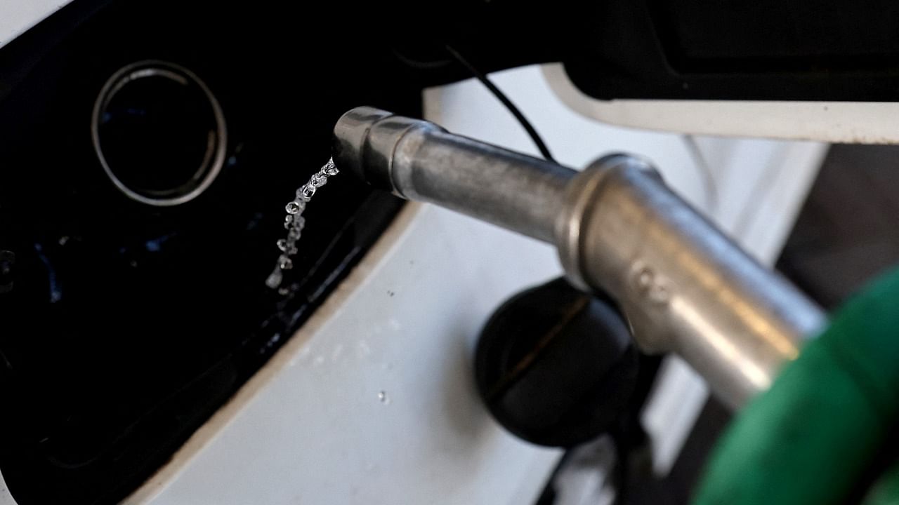 Govt had announced a Rs 8 per litre cut in excise duty on petrol and Rs 6 a litre on diesel to avoid increase in fuel prices. Credit:  Reuters Photo