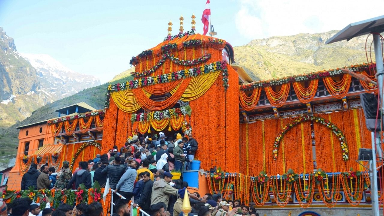 Devotees enter inside Badrinath Temple. Credit: IANS Photo